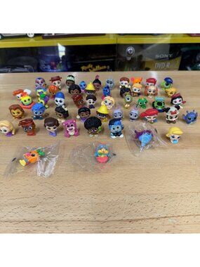 Disney Doorables Lot of 50 Mixed Series Lot 2